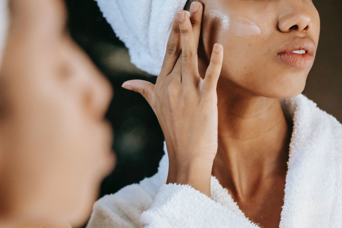 Know the Essential of Daily Skincare Routine